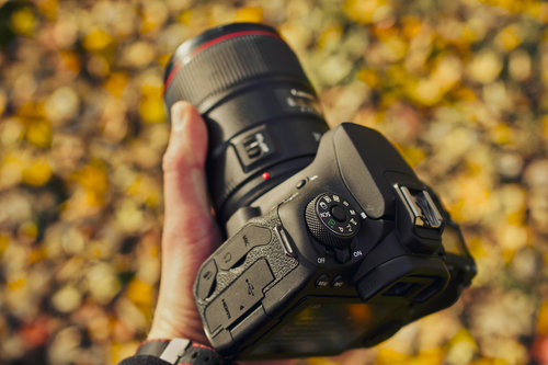 Canon EOS 90D/fot. fotoManiaK.pl