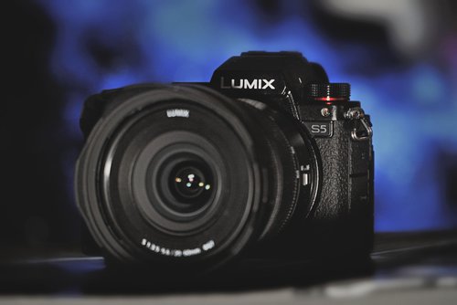Panasonic Lumix S5/fot. fotoManiaK.pl