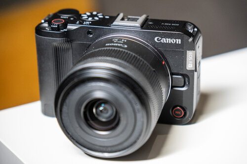Canon EOS R50 V